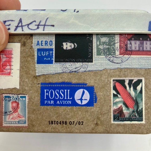 Vintage Fossil Watch Tin - Picture 3 of 8